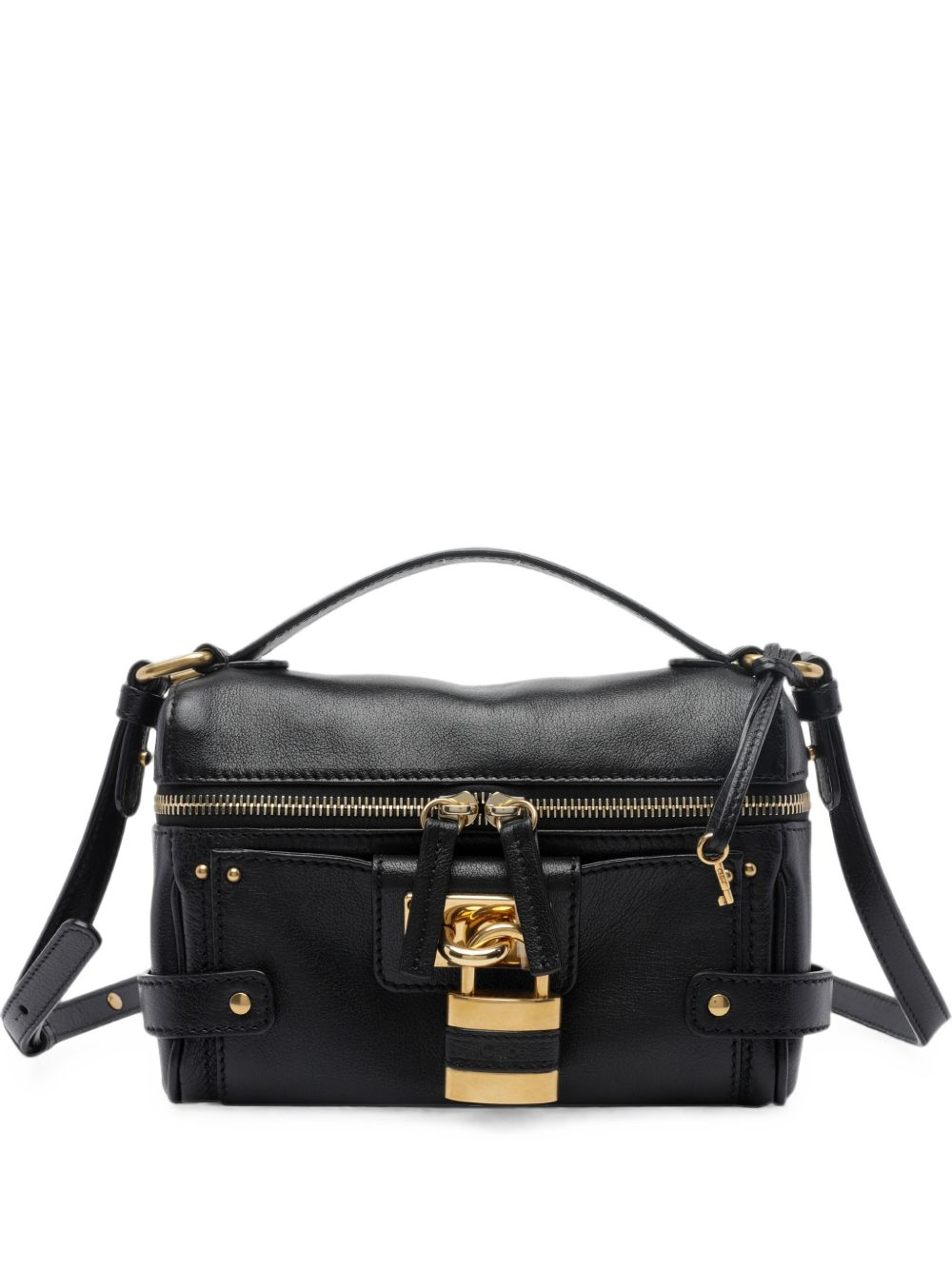 [Chloe] Shoulder bag FW26 CH26WS855P75001
