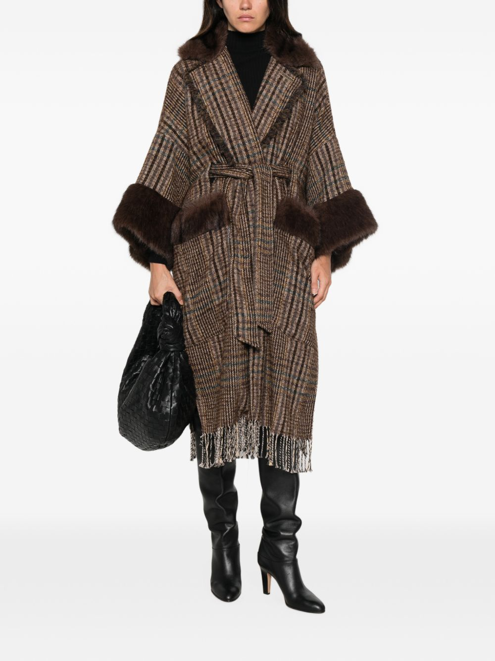 [Front Street] Cape FW26 3833300