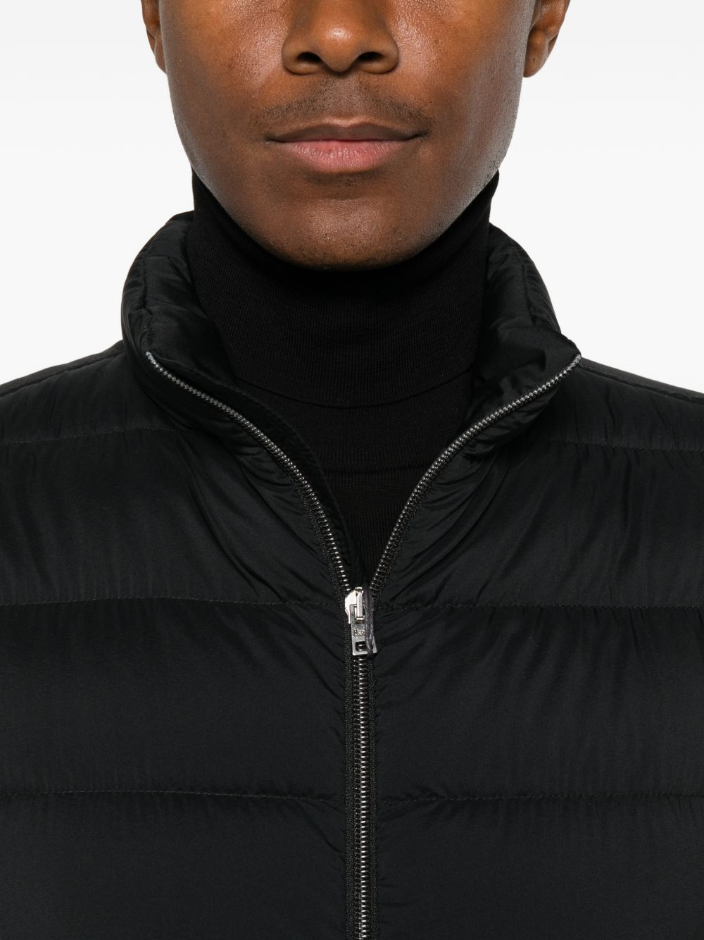 [Herno] Down Vest FW26 PI0018ULE12456Z9300
