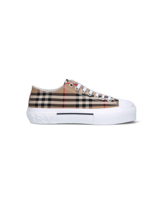 [Burberry] Sneakers FW26 8049745A7028