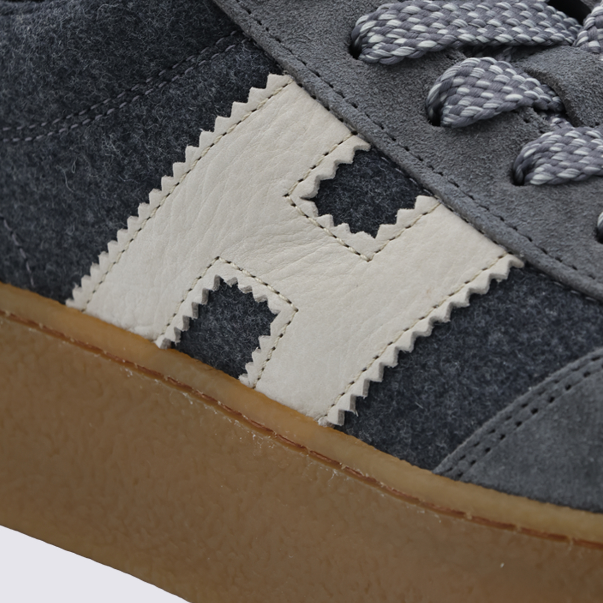 [Hogan] Sneakers FW26 HXW6980FB6DVJ60CPM