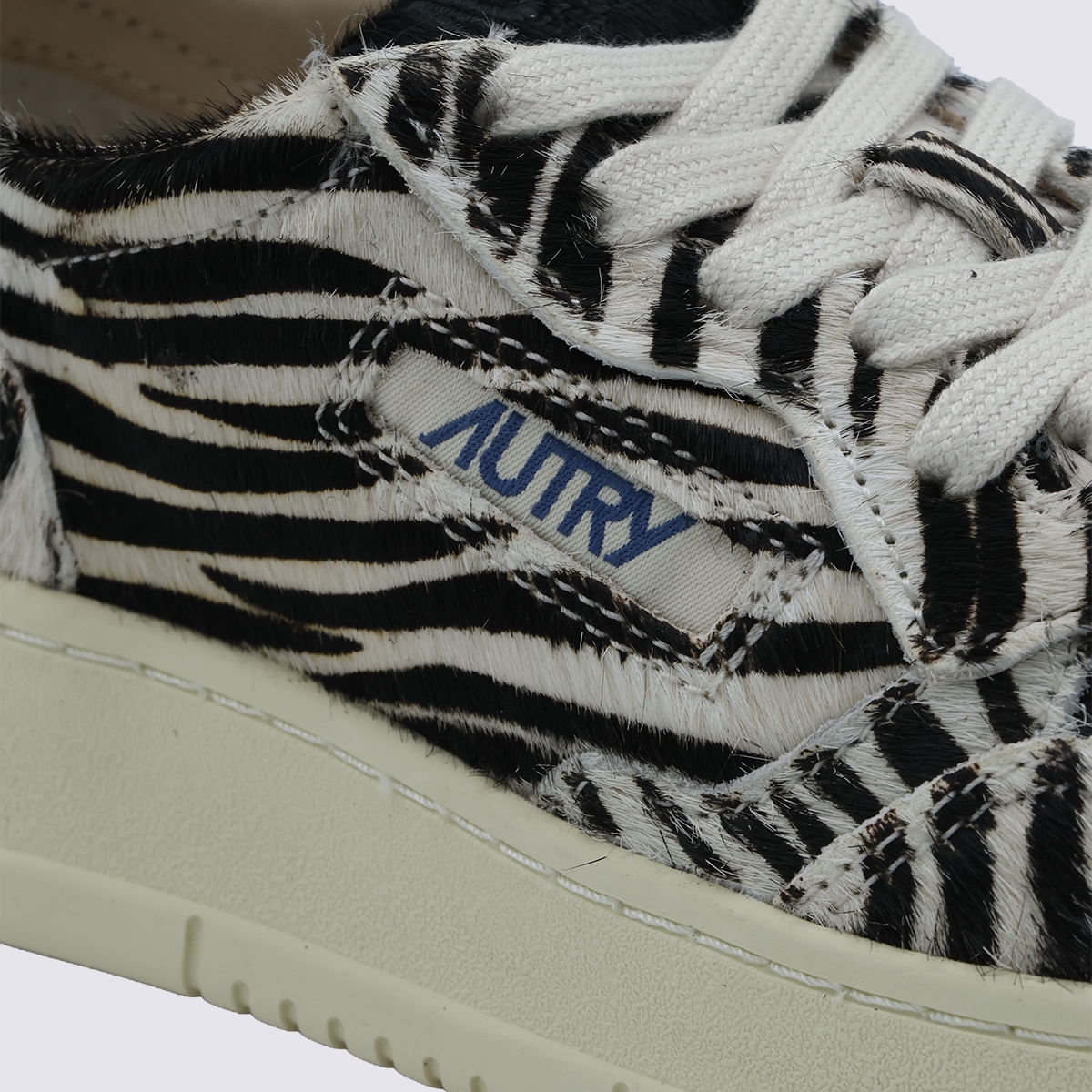 [AUTRY] Sneakers FW26 AULWJA03