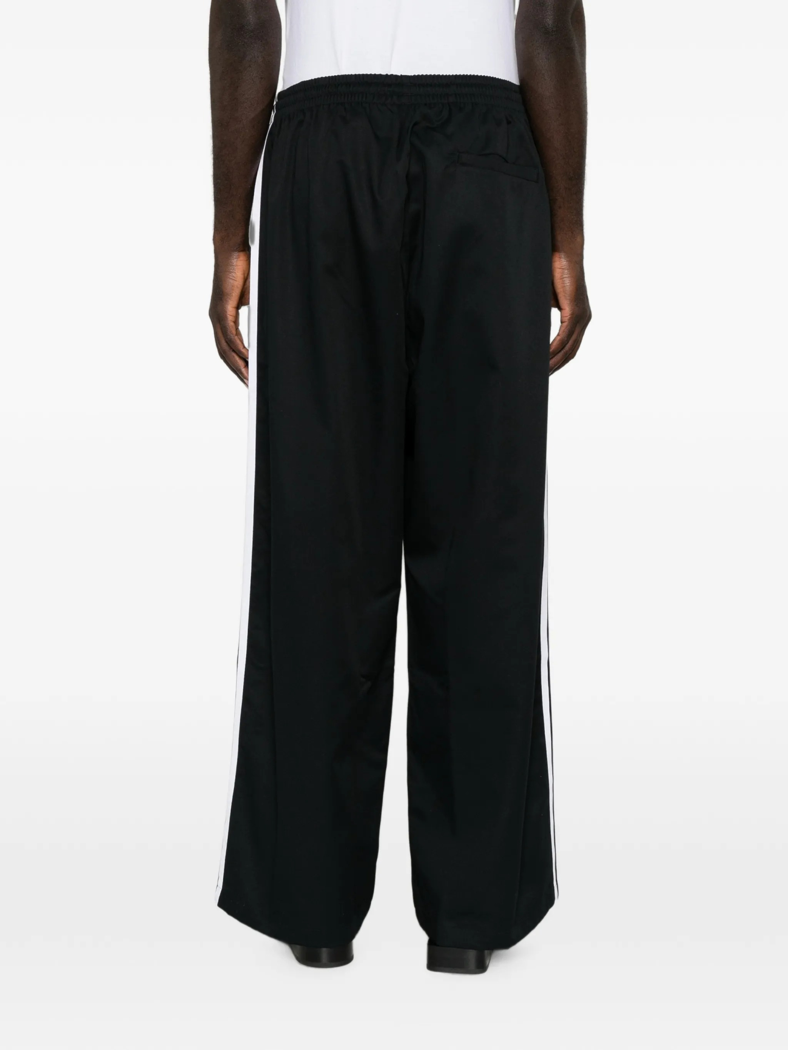[ADIDAS ORIGINALS] Training Pants FW26 KR1387