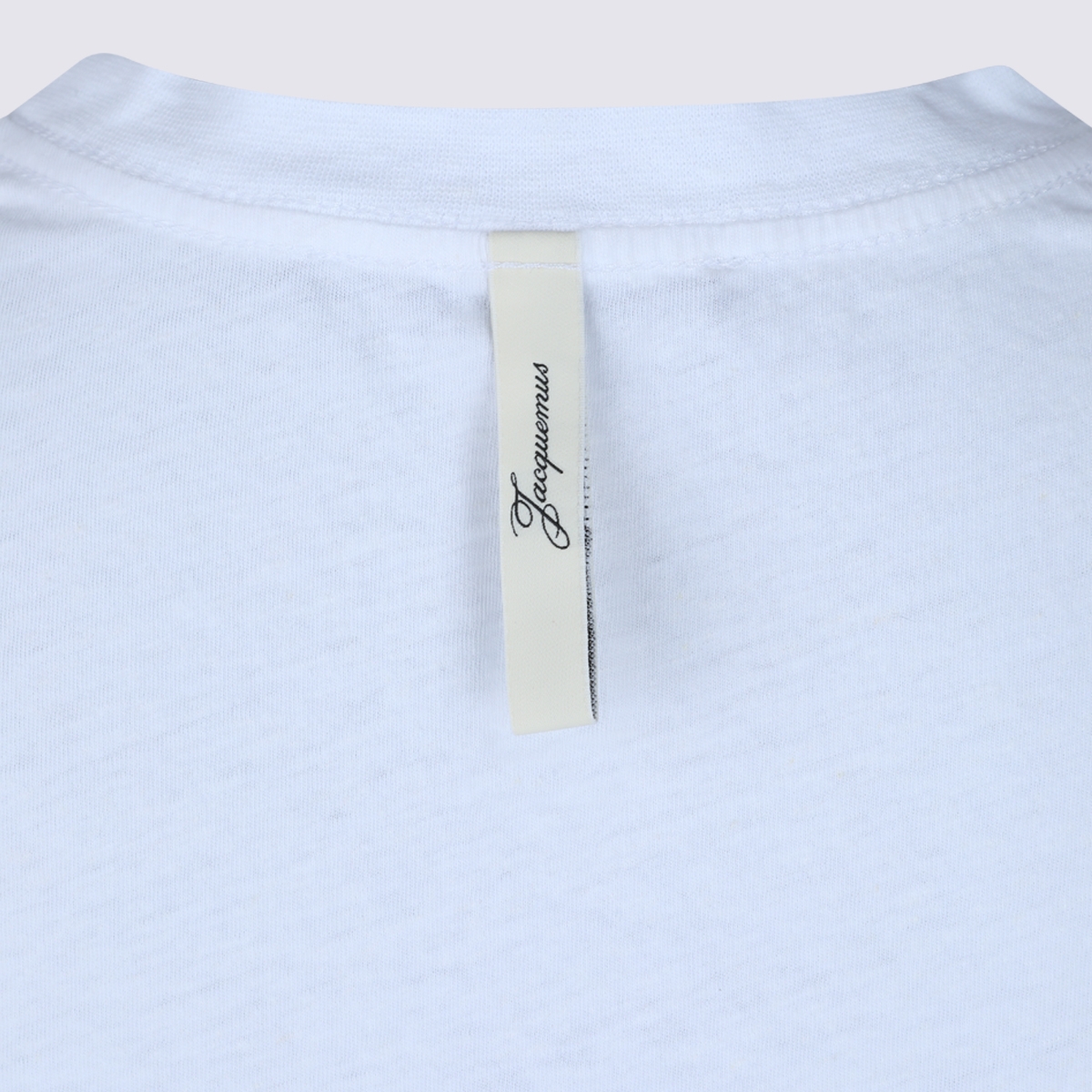 [JACQUEMUS] T-shirts Long Sleeve FW26 26HTSU00351AJ00289100