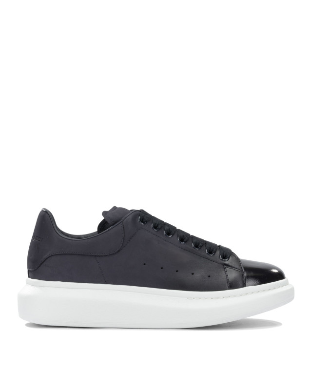 [McQueen] Sneakers FW26 553680WIAKR4008