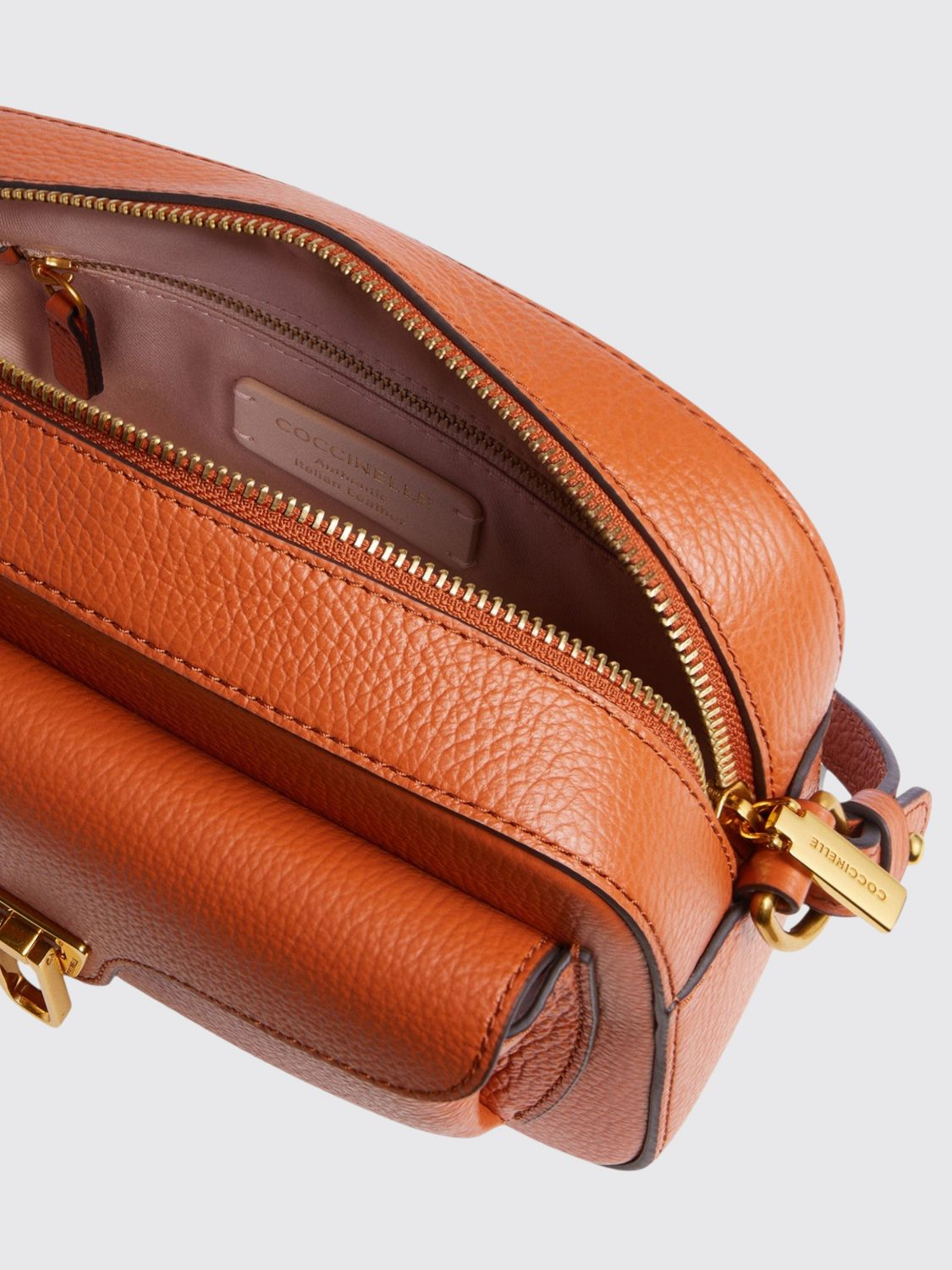 [Coccinelle] Minibag SS26 E1MF6150201 R41