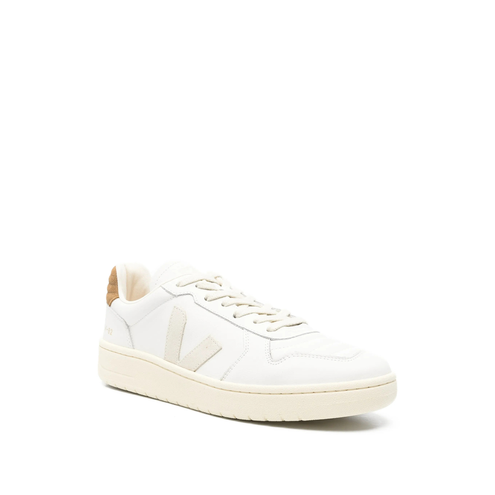 [Veja] Sneakers SS26 VF3321447  WHPIE