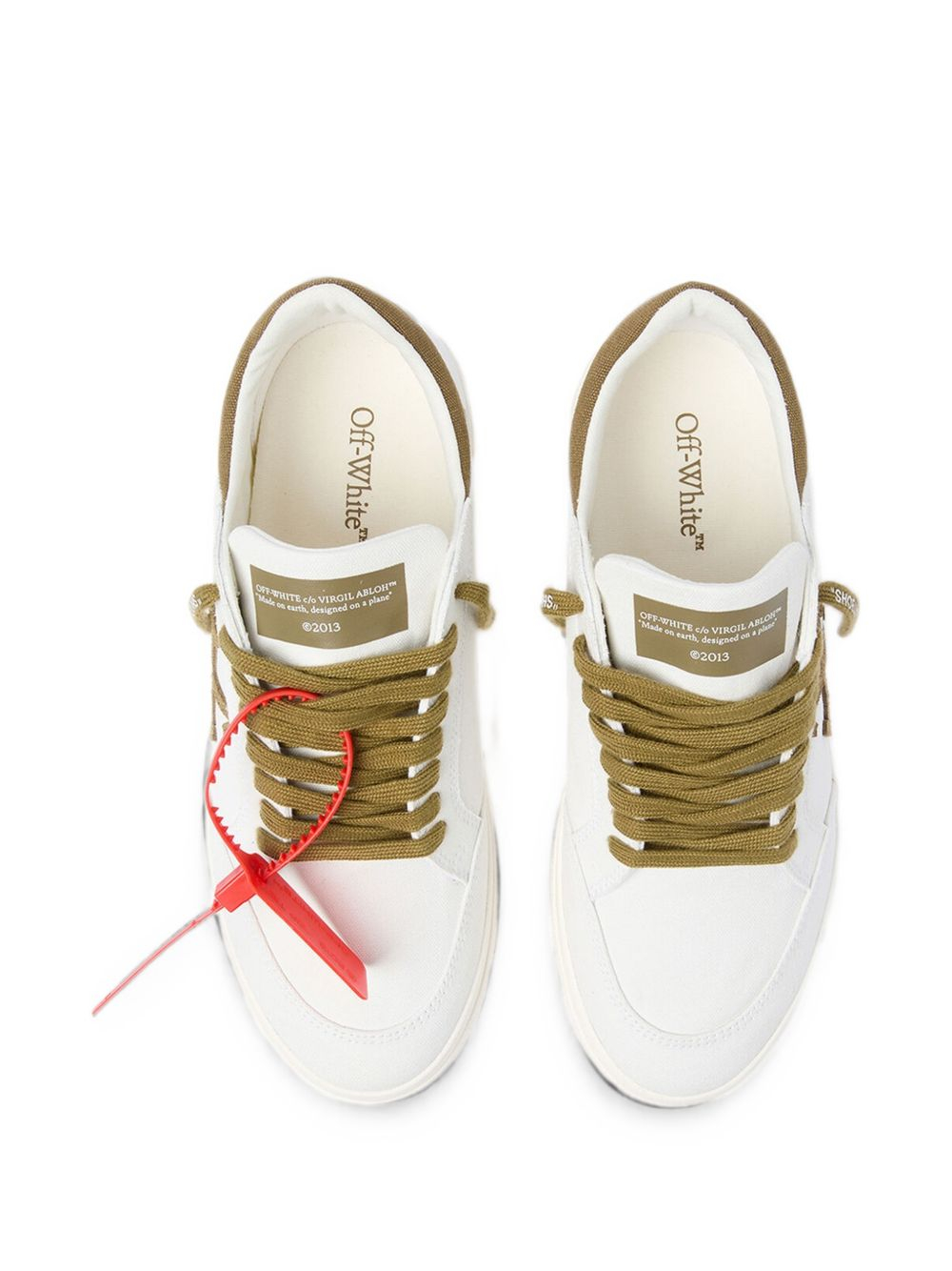 [Off White] Sneakers FW26 OF05775301WHMGRN