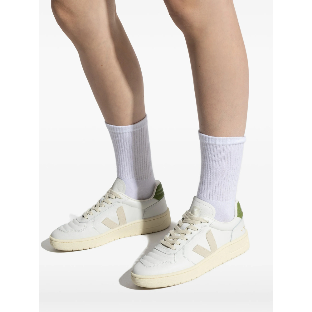 [Veja] Sneakers SS26 VF3321146  WHPIK