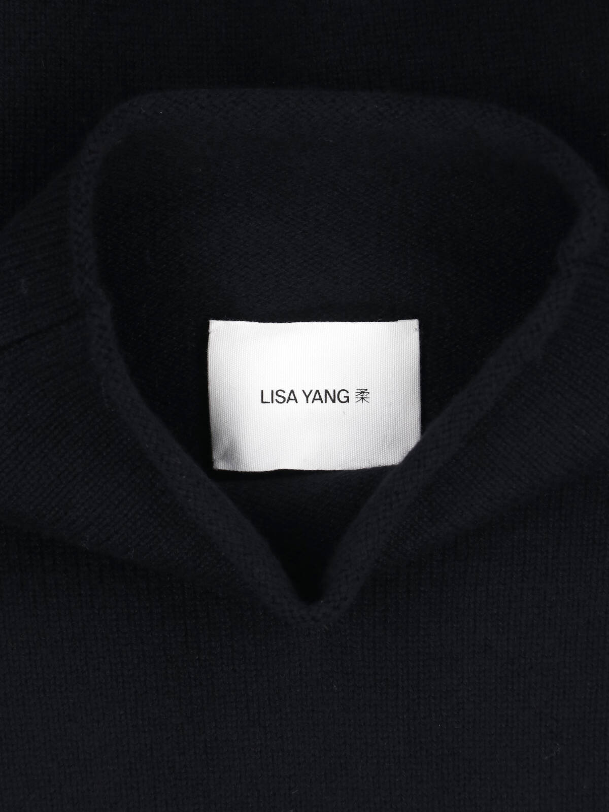 [Lisa Yang] Knitwear FW26 202160BL