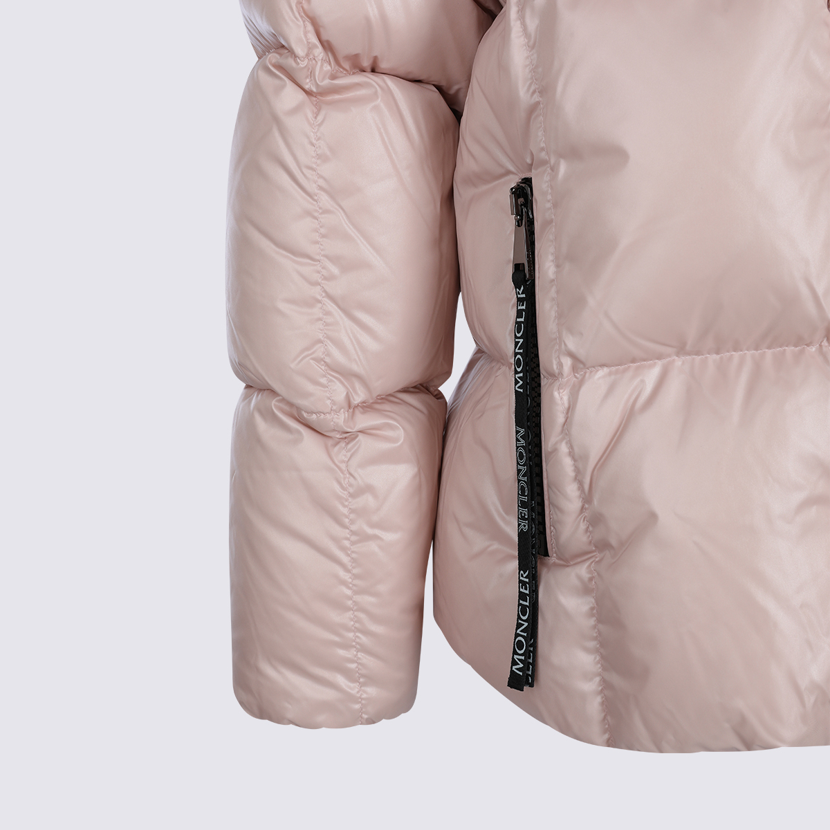 [Moncler] Down jacket FW26 L20931A0010368950516