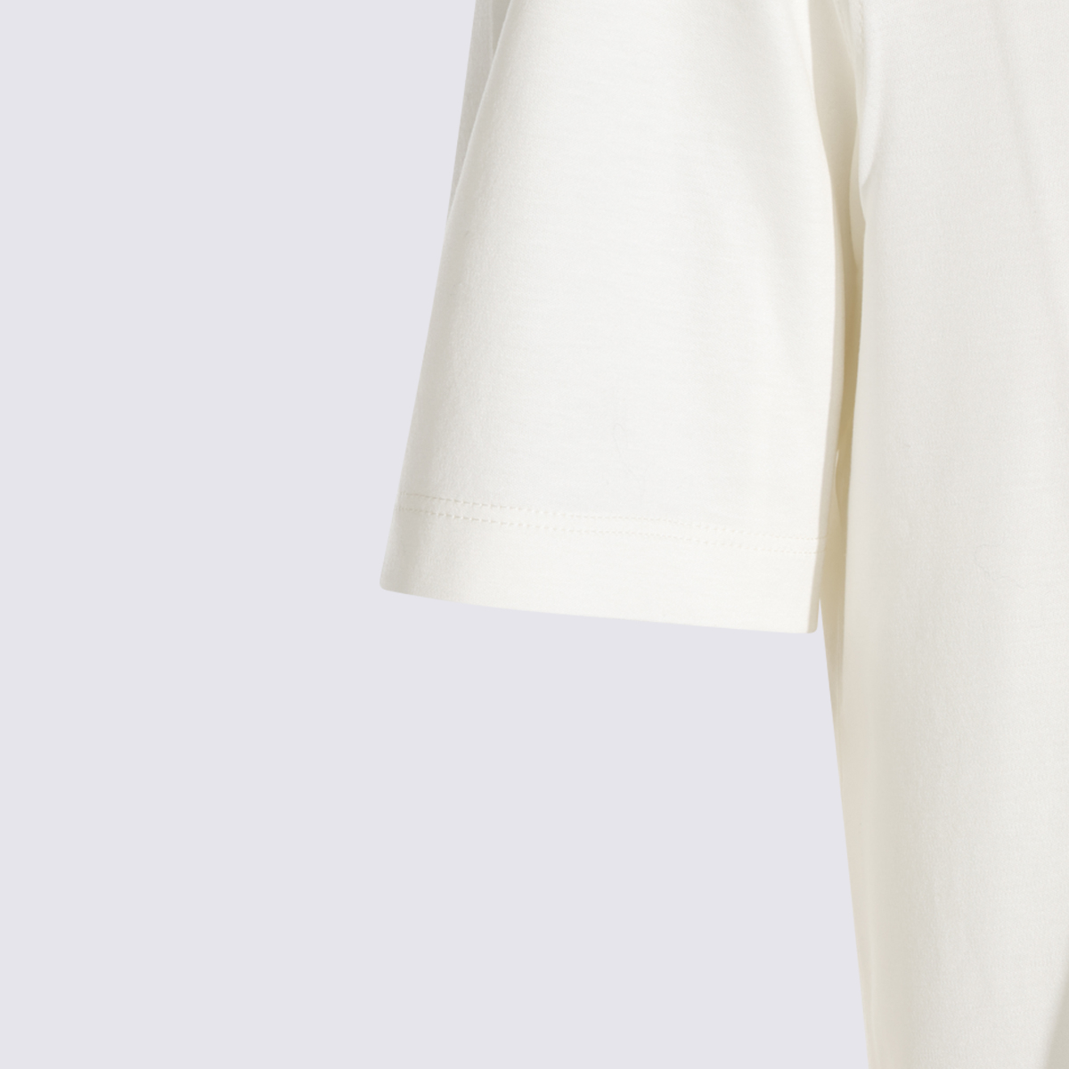 [Brunello Cucinelli] T-shirts Short Sleeve FW26 M0B138519C7220
