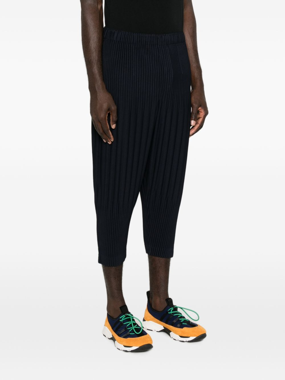 [HOMME PLISSE' ISSEY MIYAKE] Trousers FW26 HP68JF55375