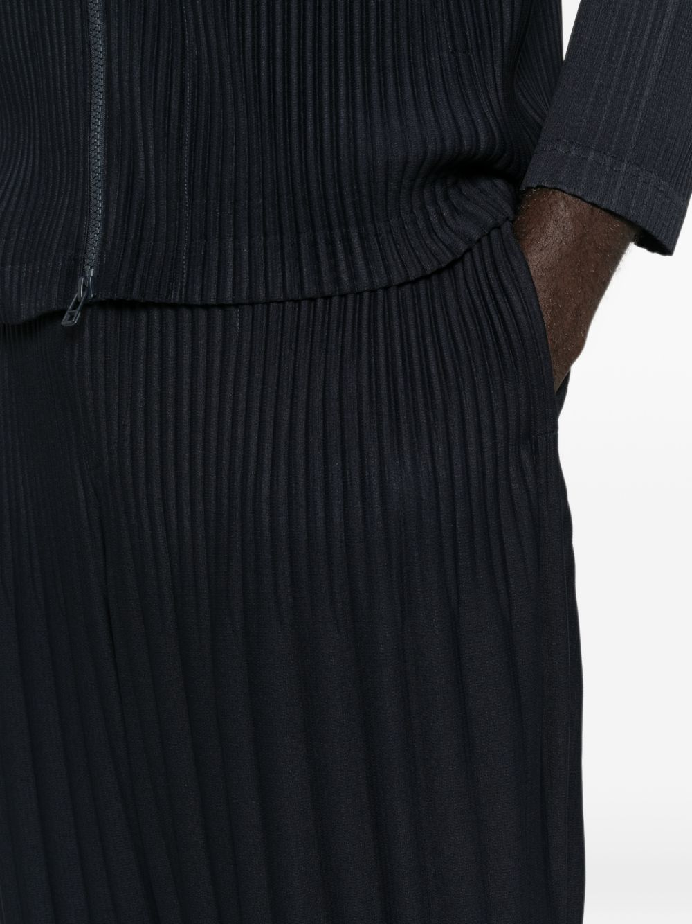 [HOMME PLISSE' ISSEY MIYAKE] Trousers FW26 HP68JF55175