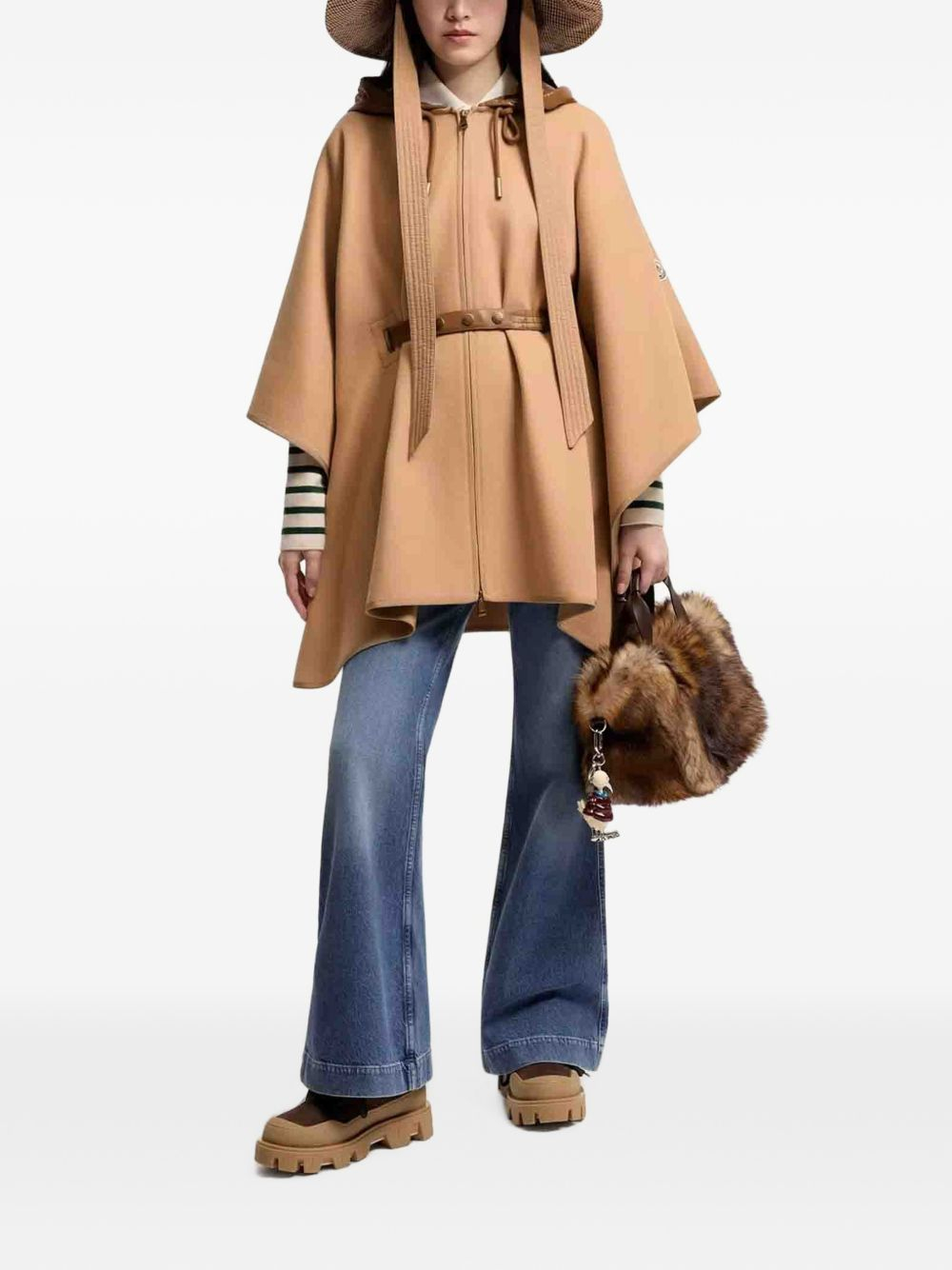 [Moncler] Coat FW26 L2 093 3G000 19 599DP 249