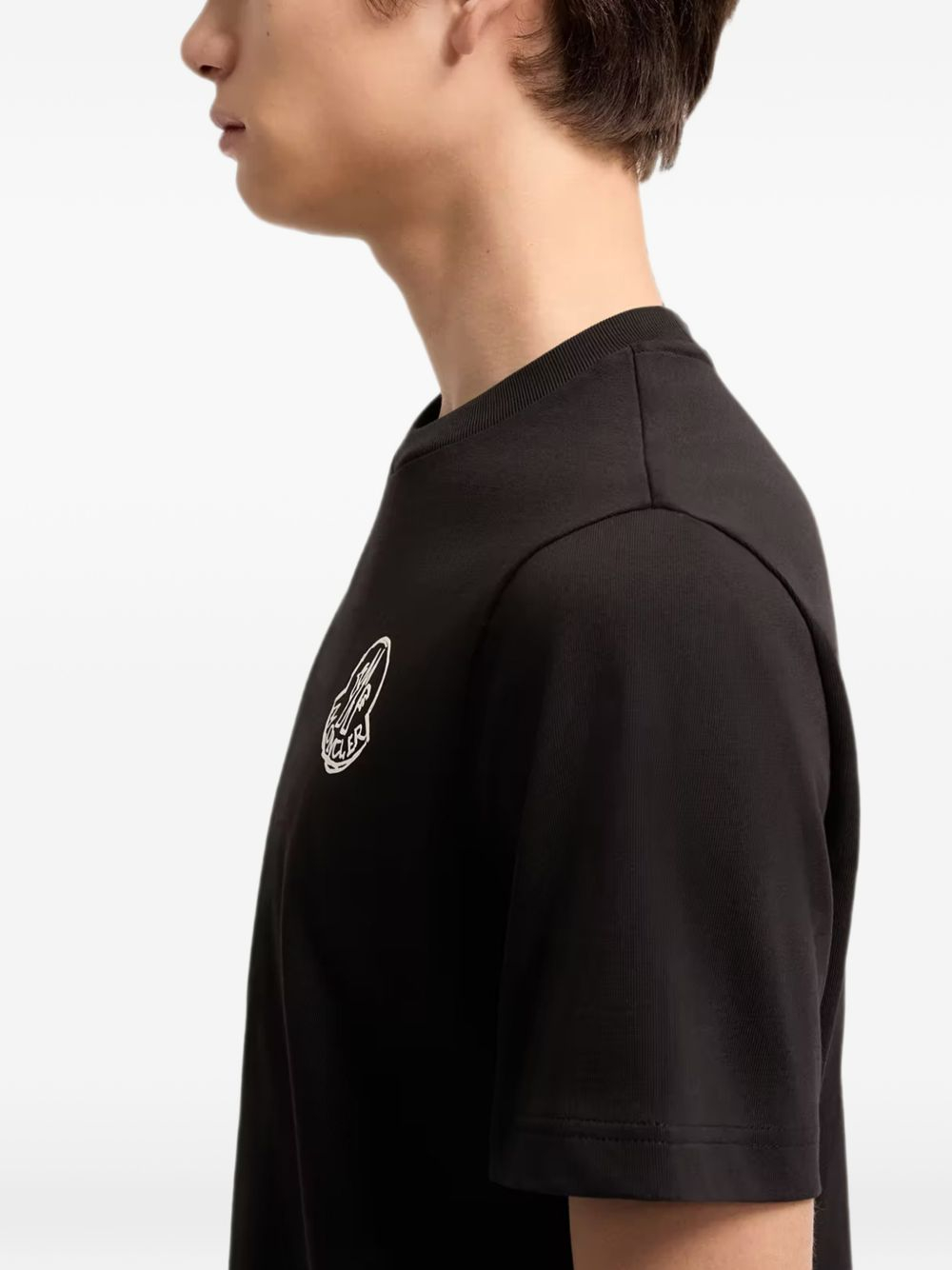 [Moncler] T-shirts Short Sleeve FW26 L2 091 8C000 25 89AUG 999