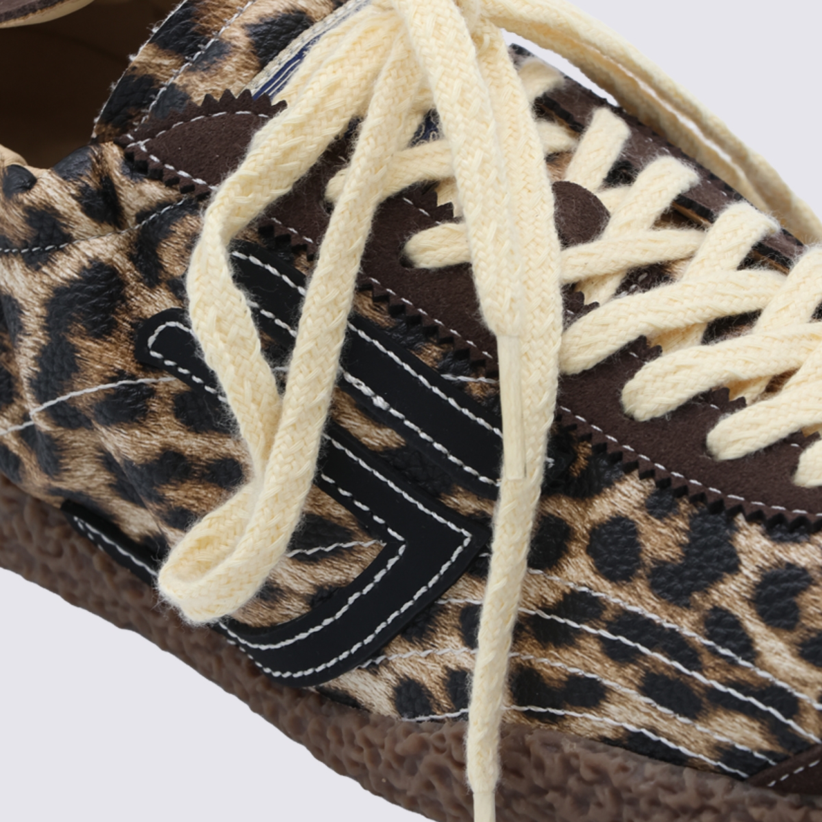 [PURAAI] Sneakers FW26 PU901C007