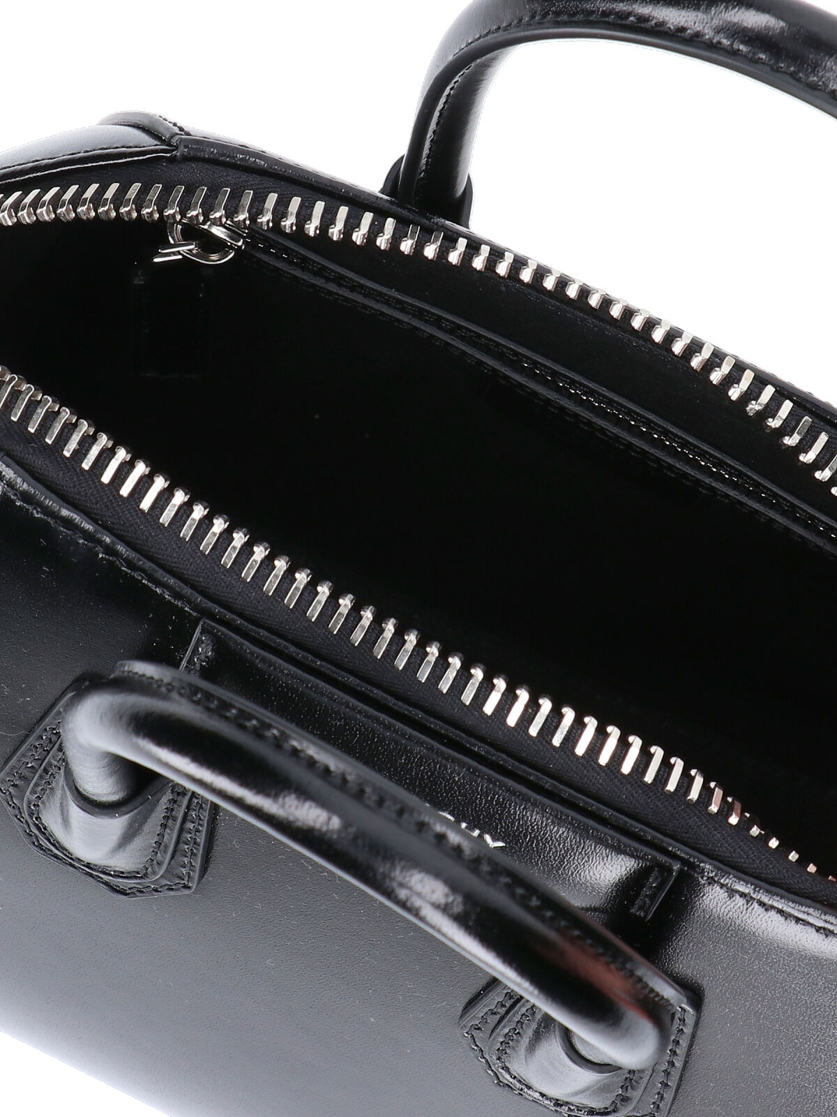 [Givenchy] Shoulder bag FW26 BB5148B1R0001