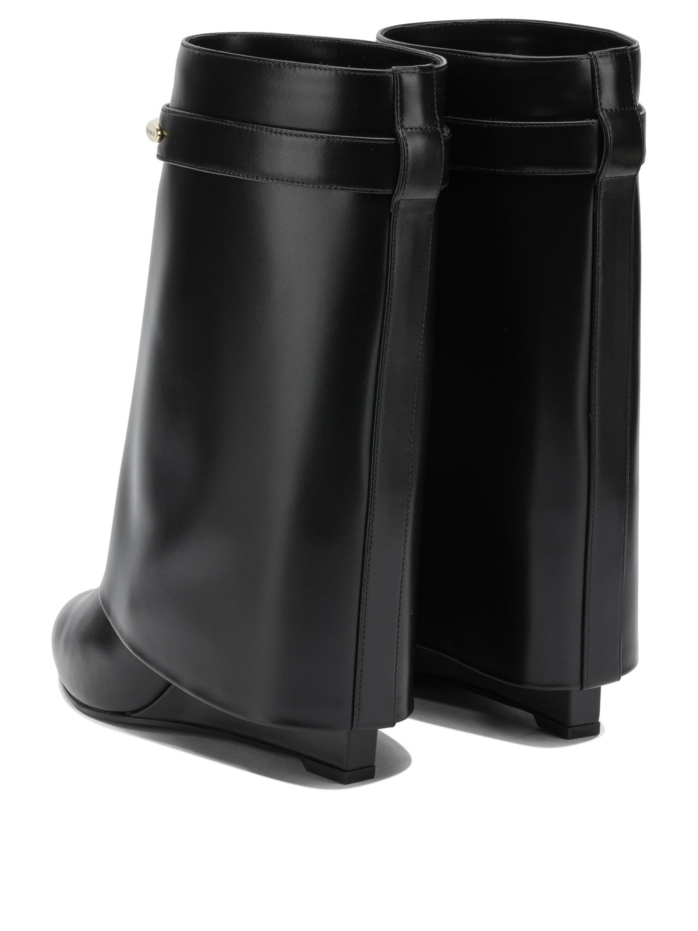 [Givenchy] Boots FW26 BE605LE1J7001