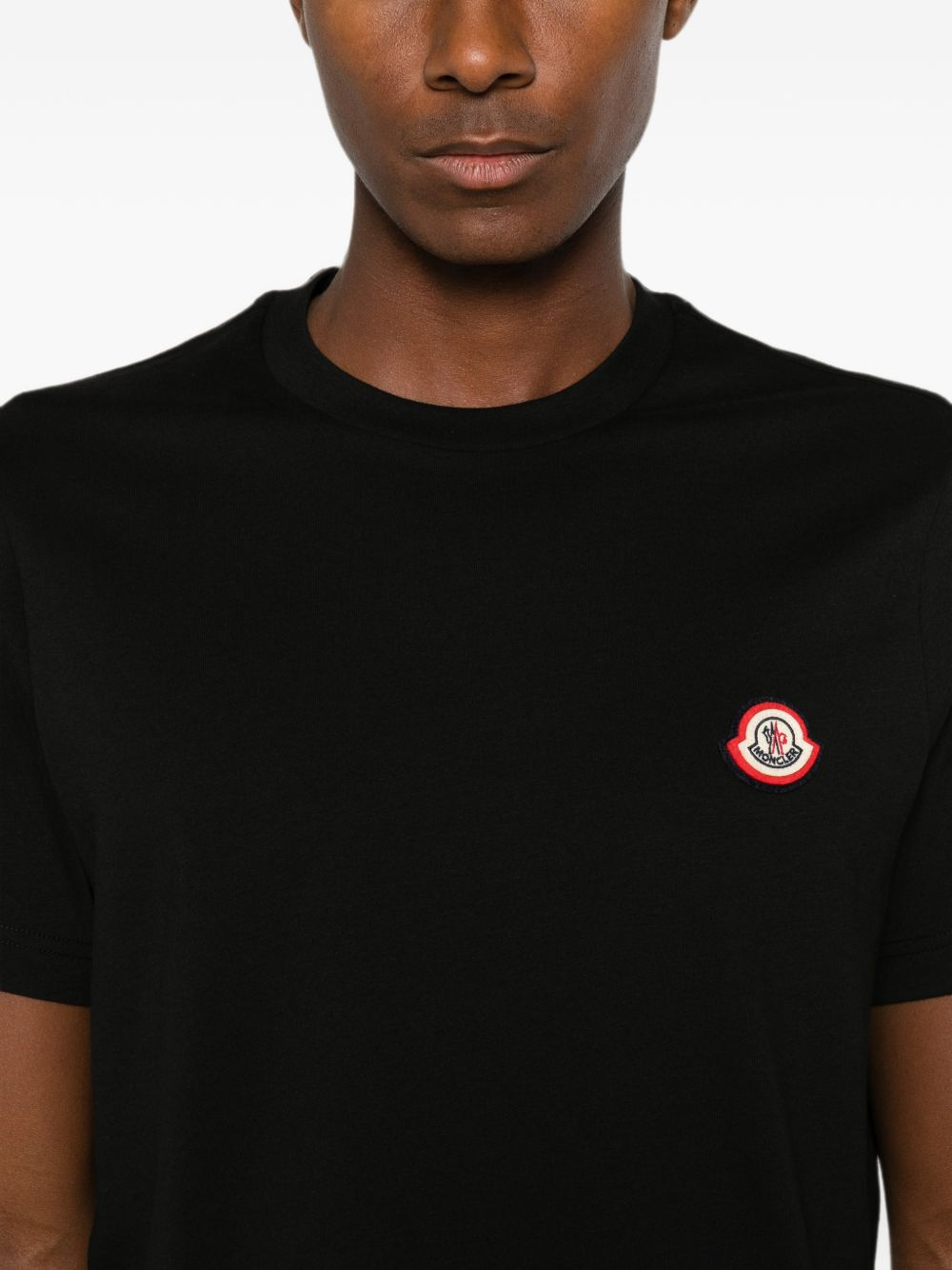 [Moncler] T-shirts Short Sleeve FW26 L20918C0004589B8Y999