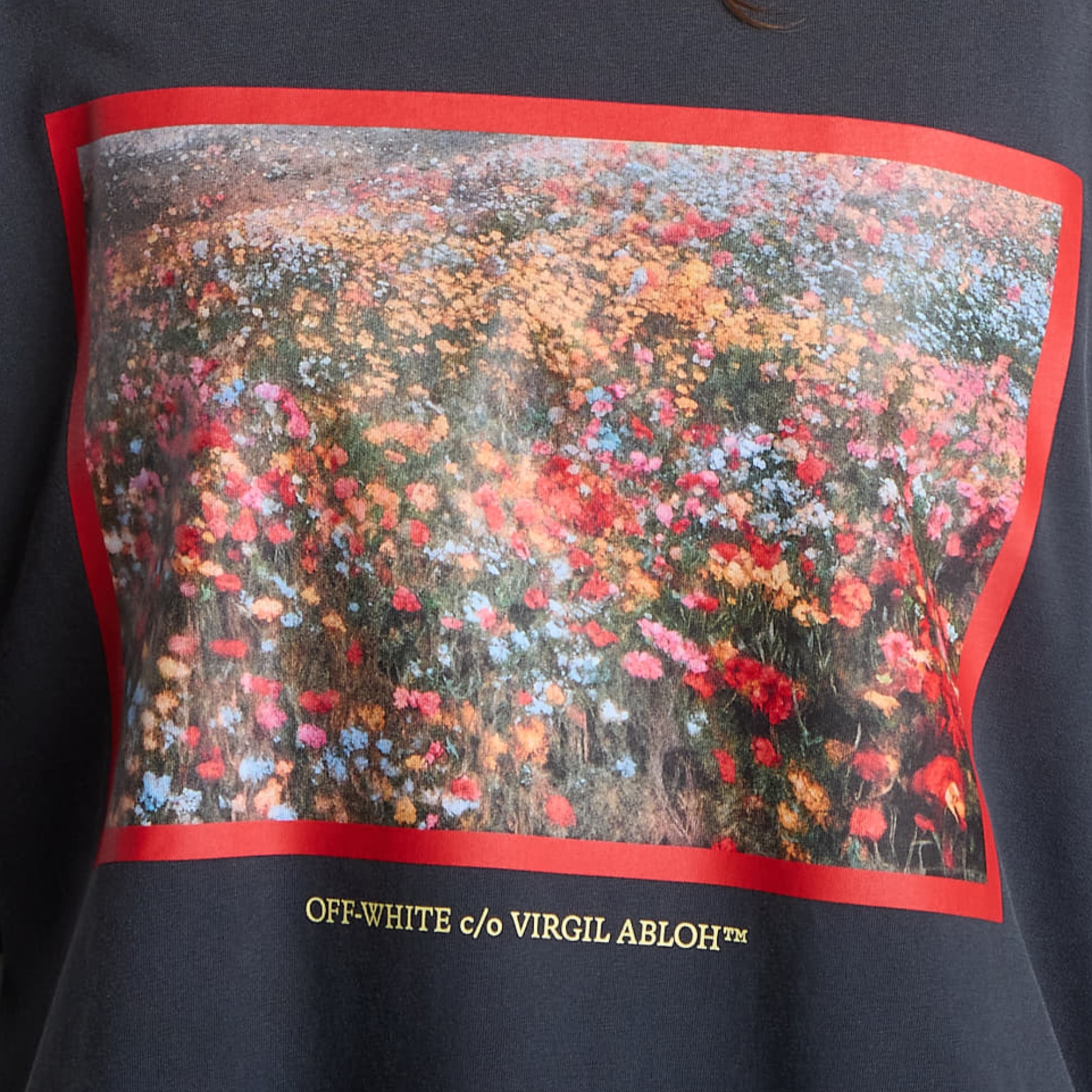 [Off White] T-shirts Short Sleeve FW26 2FA00436TW045