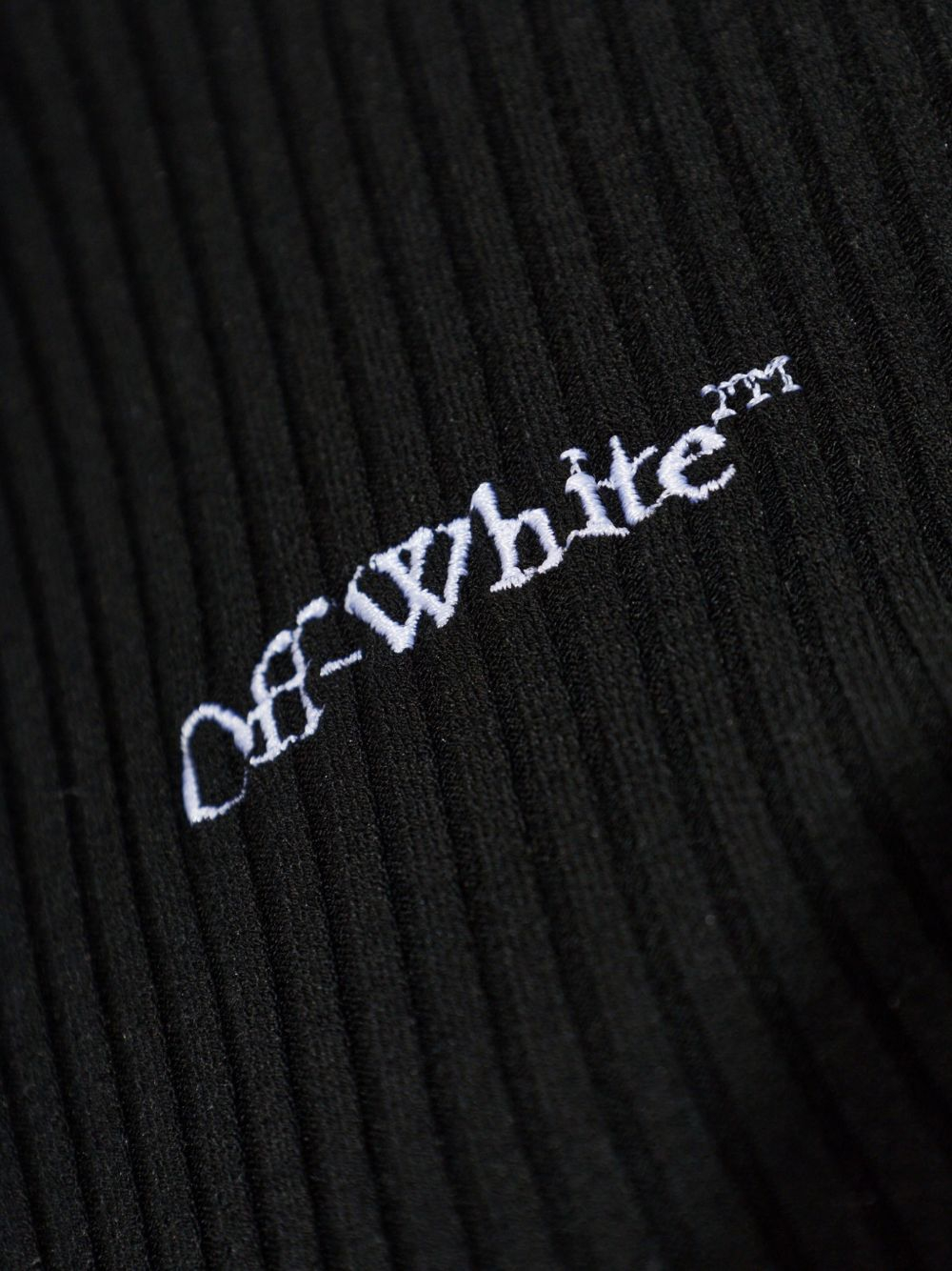 [Off White] T-shirts Long Sleeve FW26 2FB00120TW003