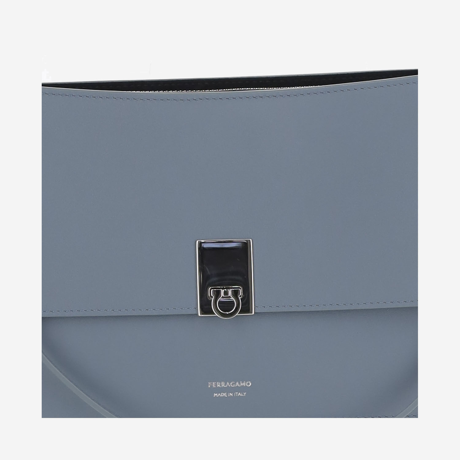 [Salvatore Ferragamo] Shoulder bag FW26 21A935010