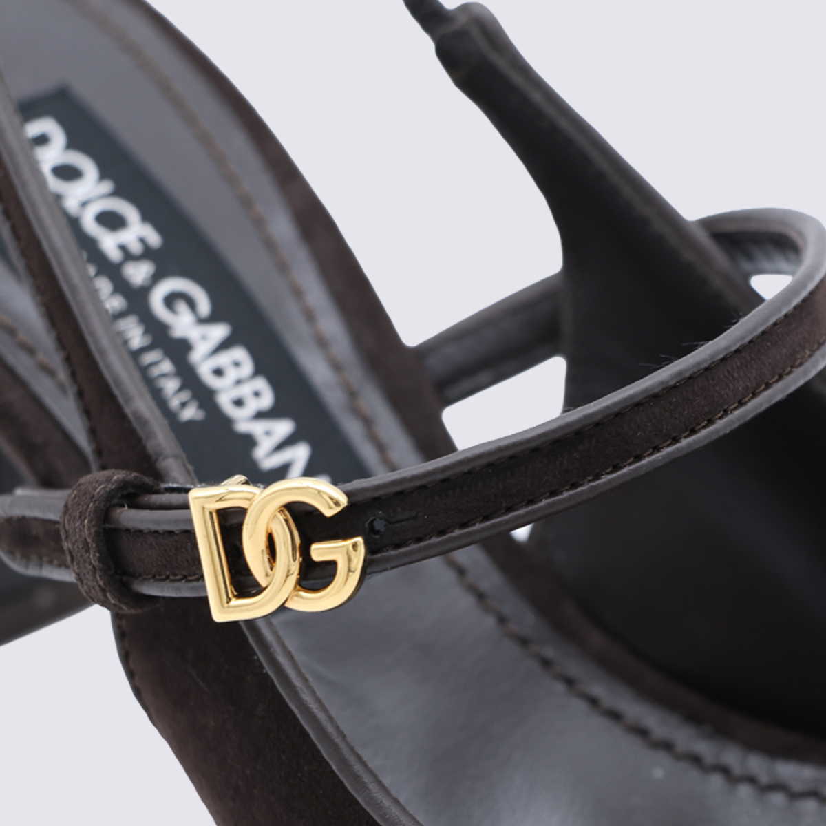 [Dolce & Gabbana] Pumps FW26 CG1068AQ1348M157