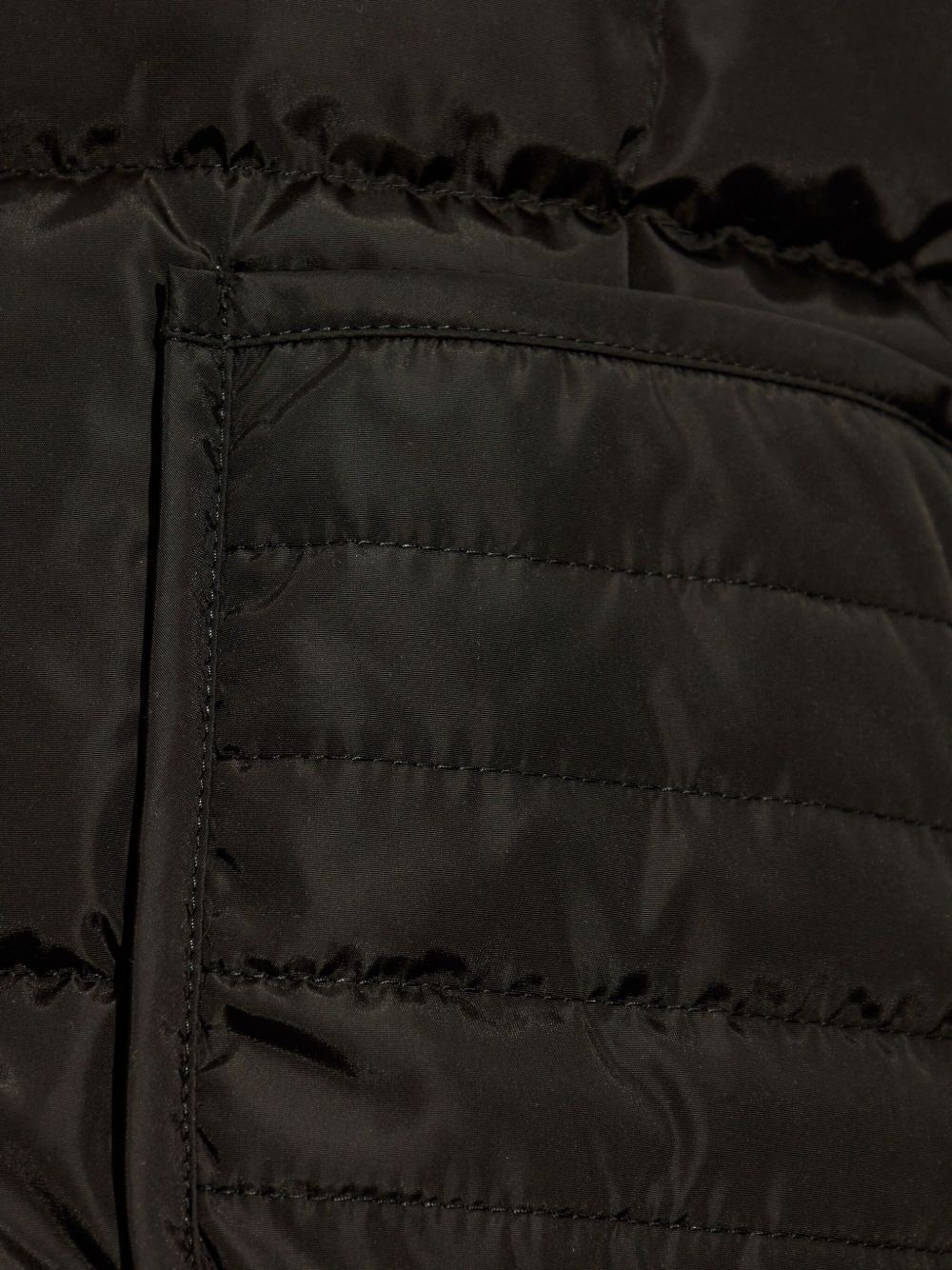 [Moncler] Cardigan FW26 L20939B00067M1131999