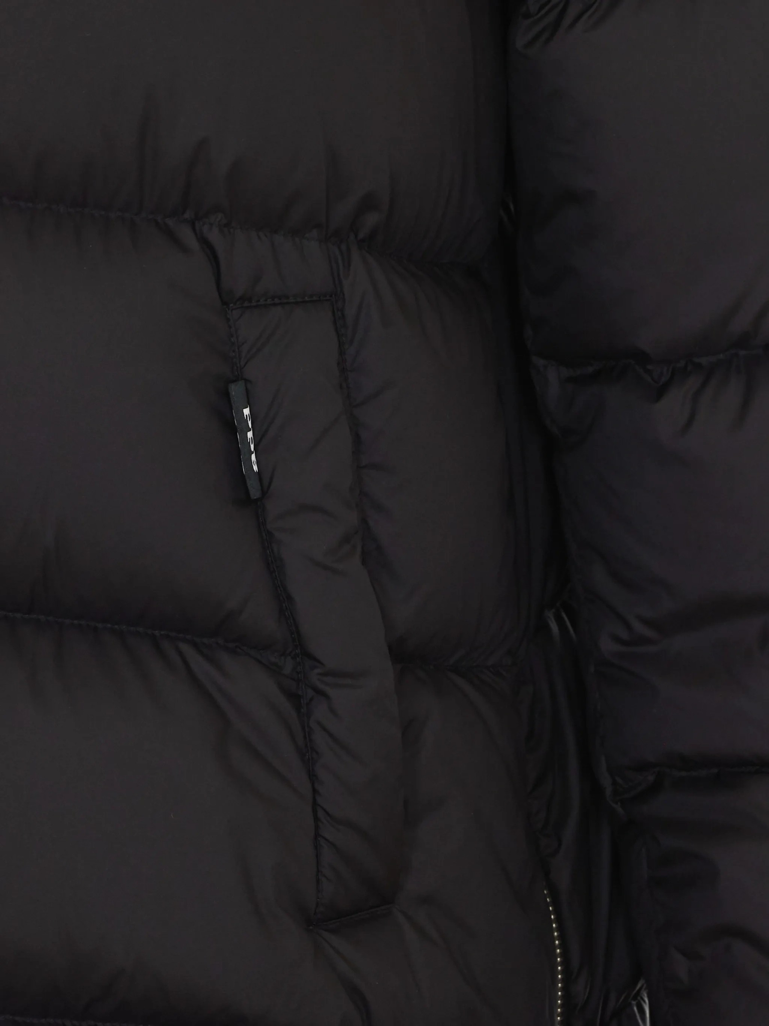 [ADD] Down jacket FW26 GWA443 PCOC