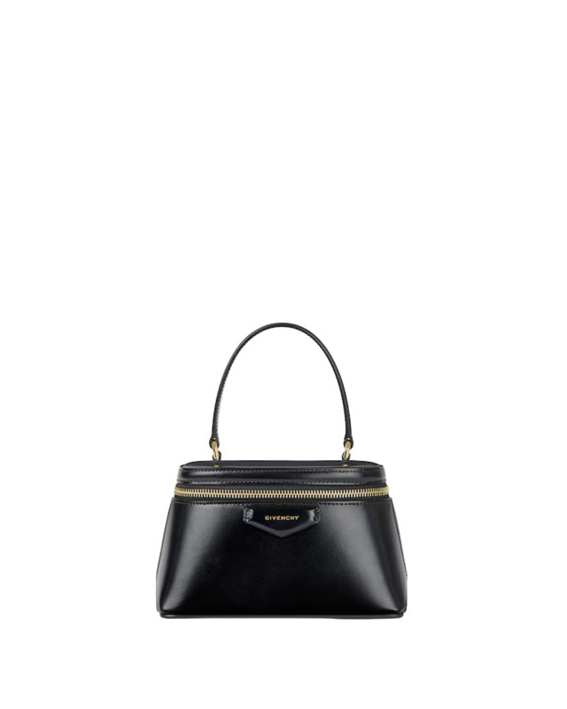 [Givenchy] Shoulder bag FW26 BB60QMB13A001