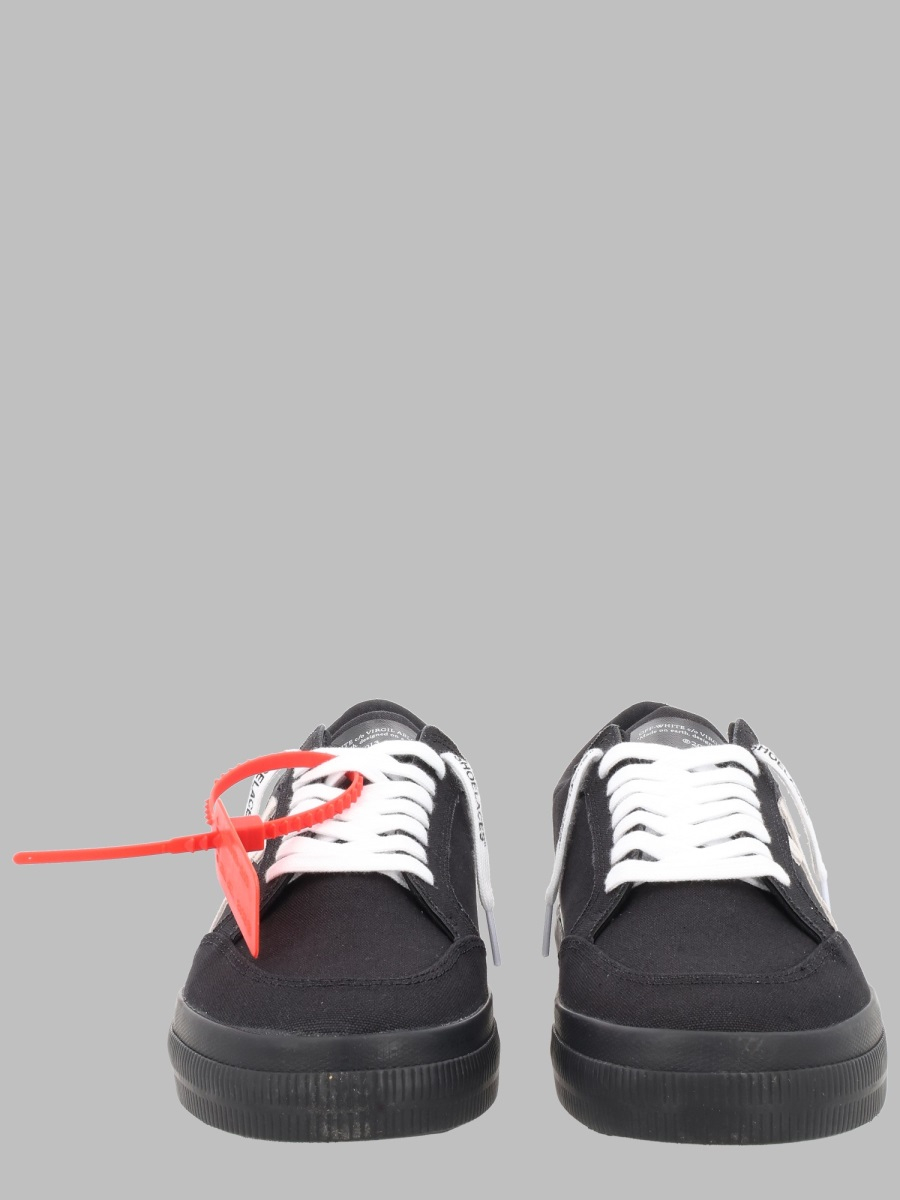 [Off-White] Sneakers FW26 M293C9F003_BLACK/WHITE