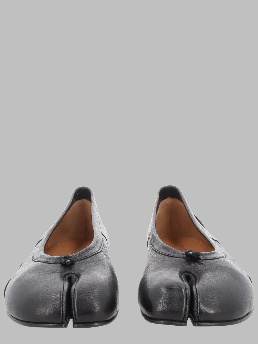 [Maison Margiela] Flat shoes FW26 S58WZ0127_P3753T8013