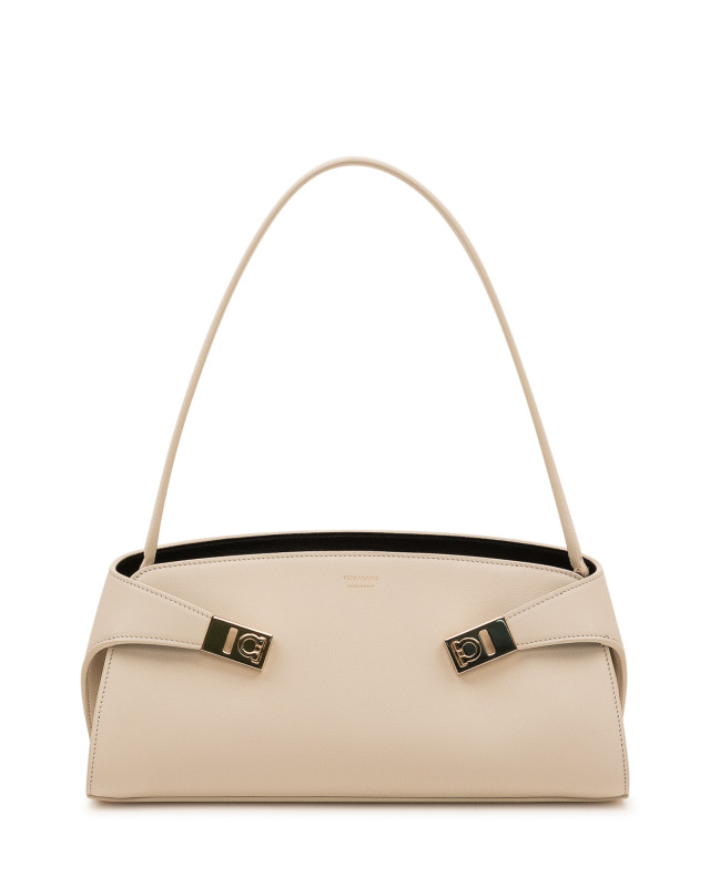 [Ferragamo] Shoulder bag FW26 21A712 798502