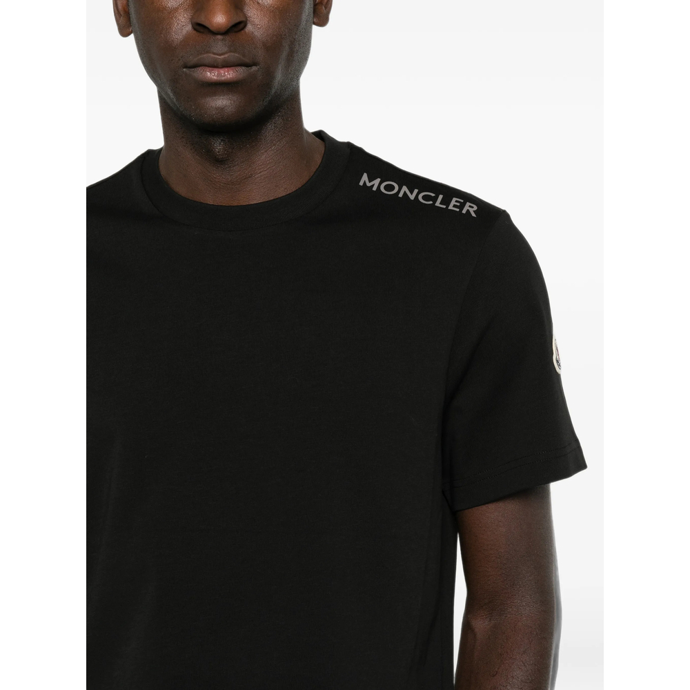 [Moncler] T-shirts Short Sleeve FW26 89AUGL2091 8C000-35 999