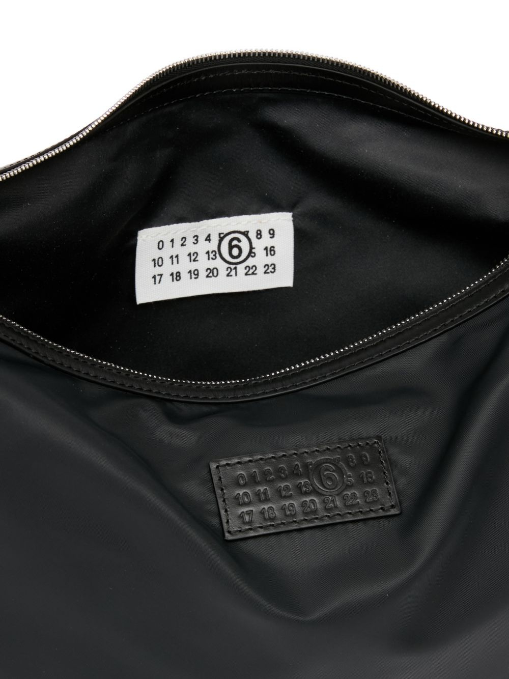 [MM6 Maison Margiela] Shoulder bag FW26 SB6WG0024DP9062T8013
