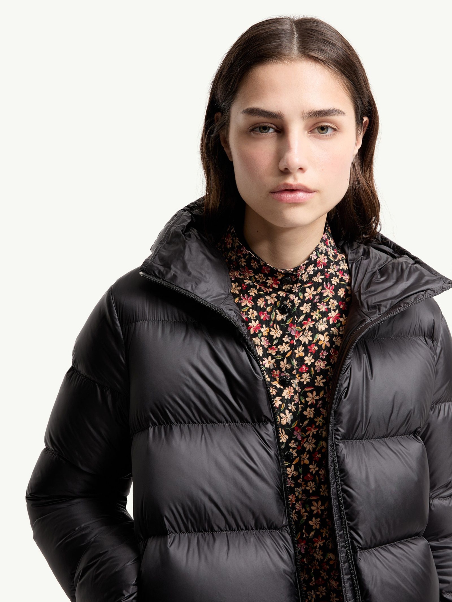 [Moncler] Down jacket FW26 L20931A00110599S0999
