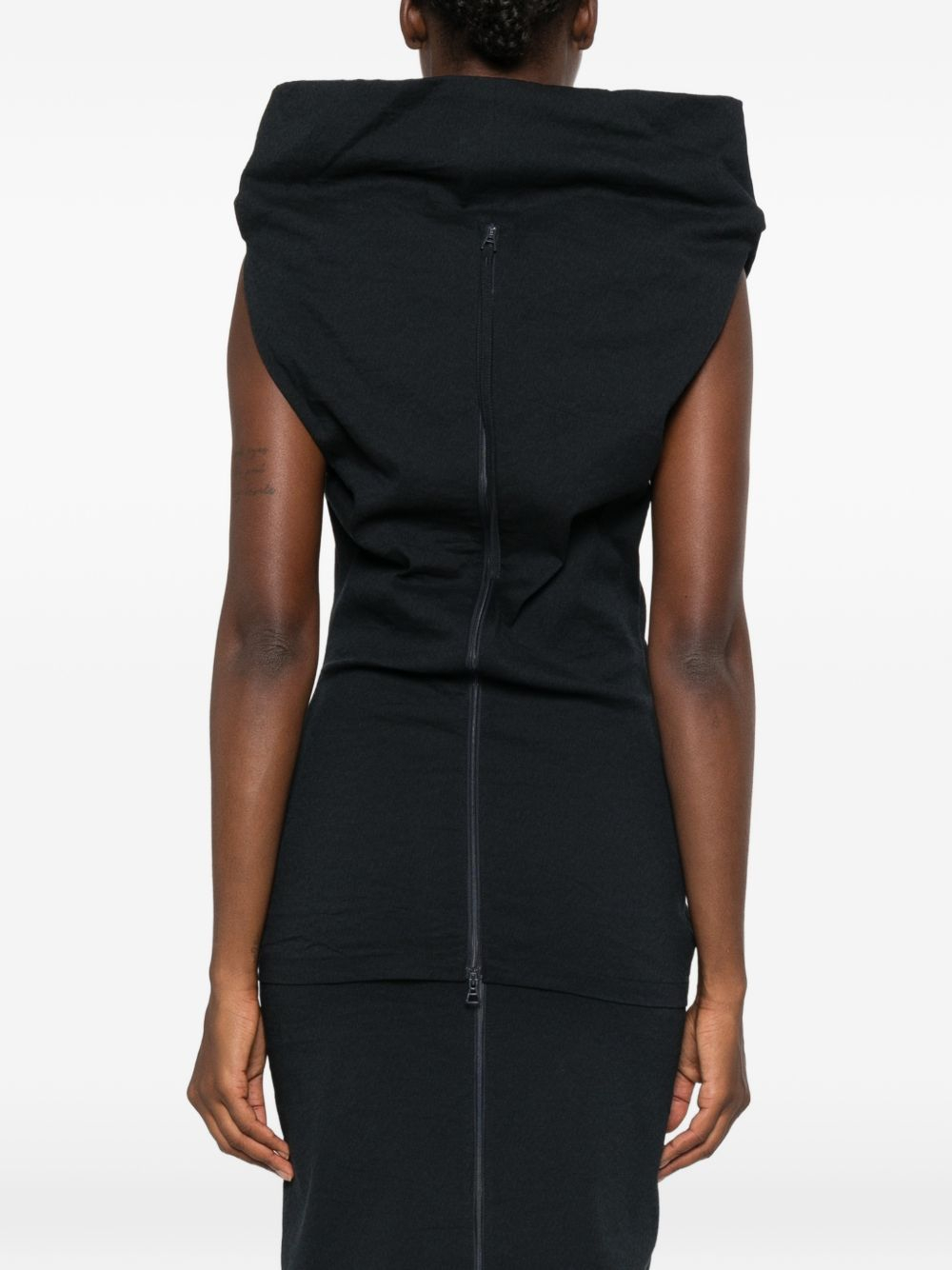 [Issey Miyake] Tank top FW26 IM68FJ00178