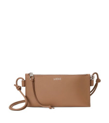 [Loewe] Clutch bag FW26 C630R10X039579