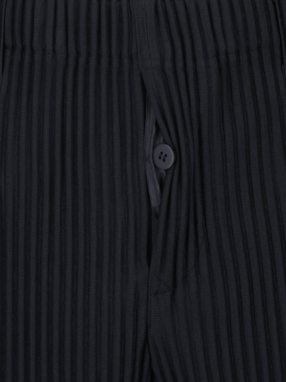 [HOMME PLISSE' ISSEY MIYAKE] Trousers FW26 HP68JF55015