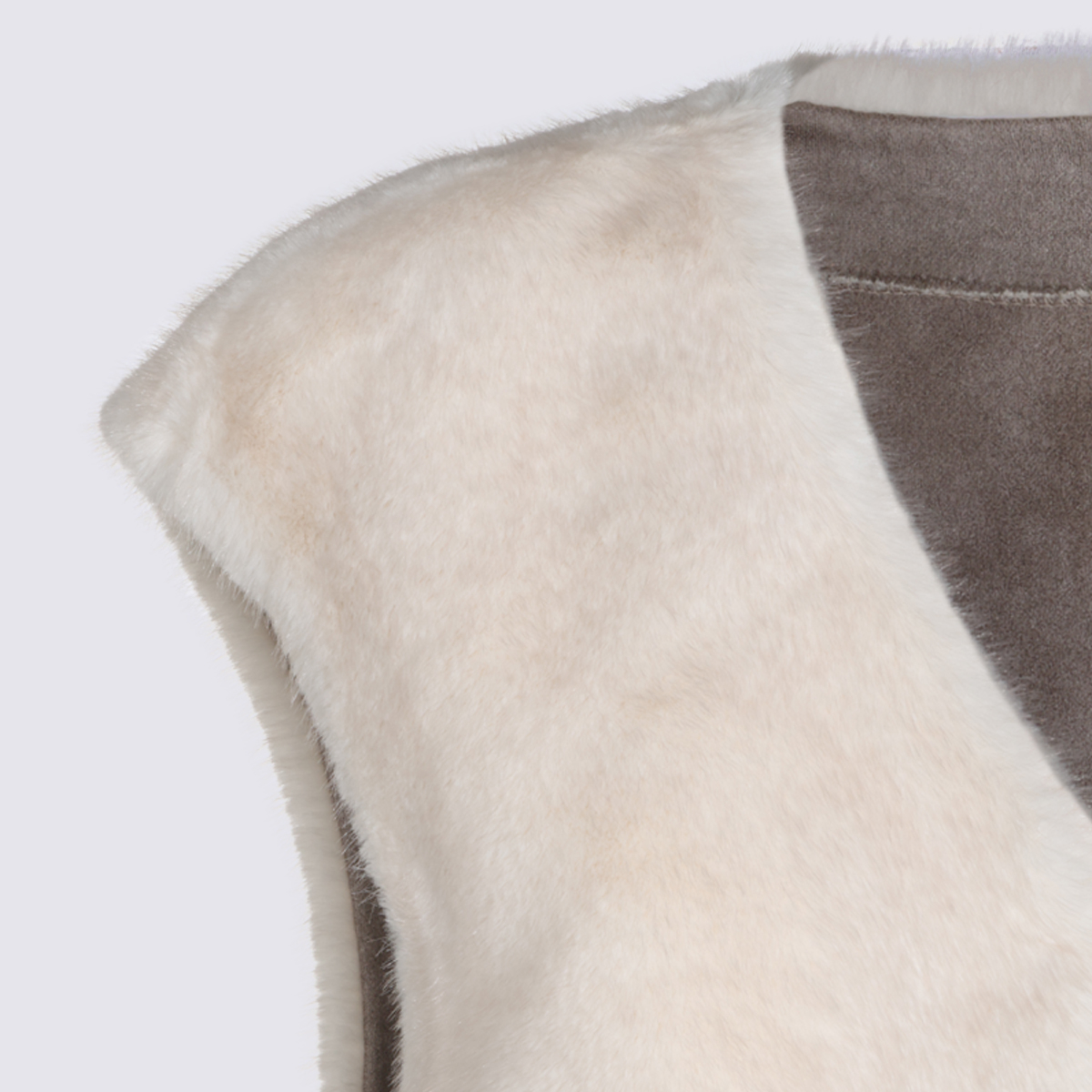 [Urbancode] Fur Jacket FW26 BJ20370CASHEW AND CREAM