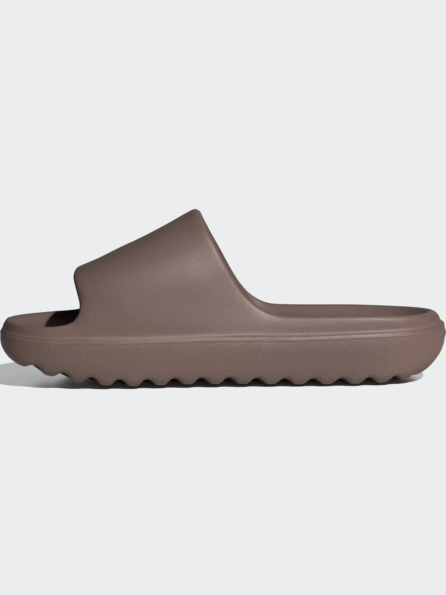 [Adidas] Flat shoes FW26 JQ0790BROWN