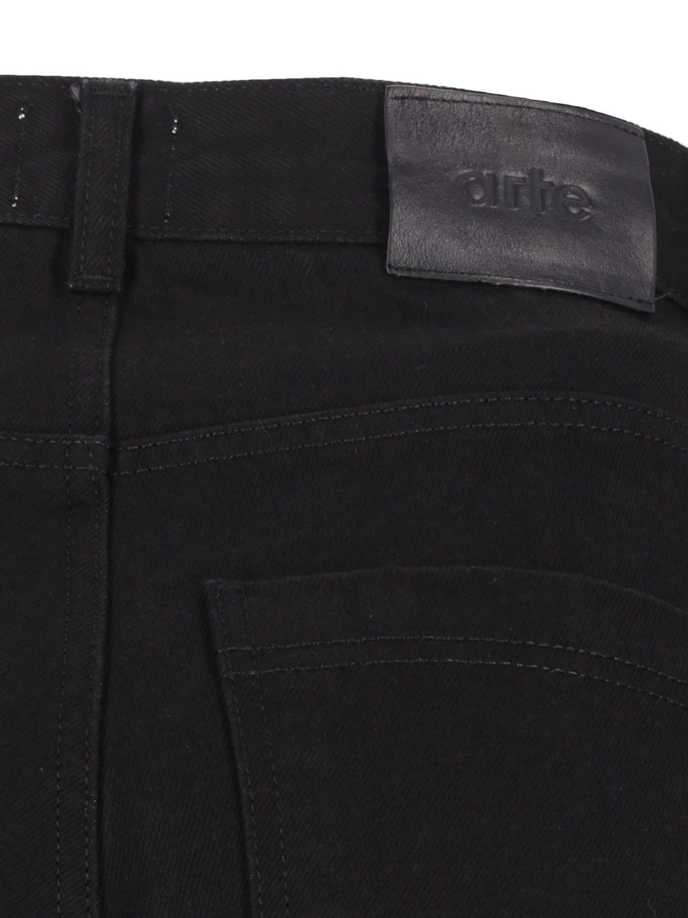 [Arte] Jeans CO AW26-031P487
