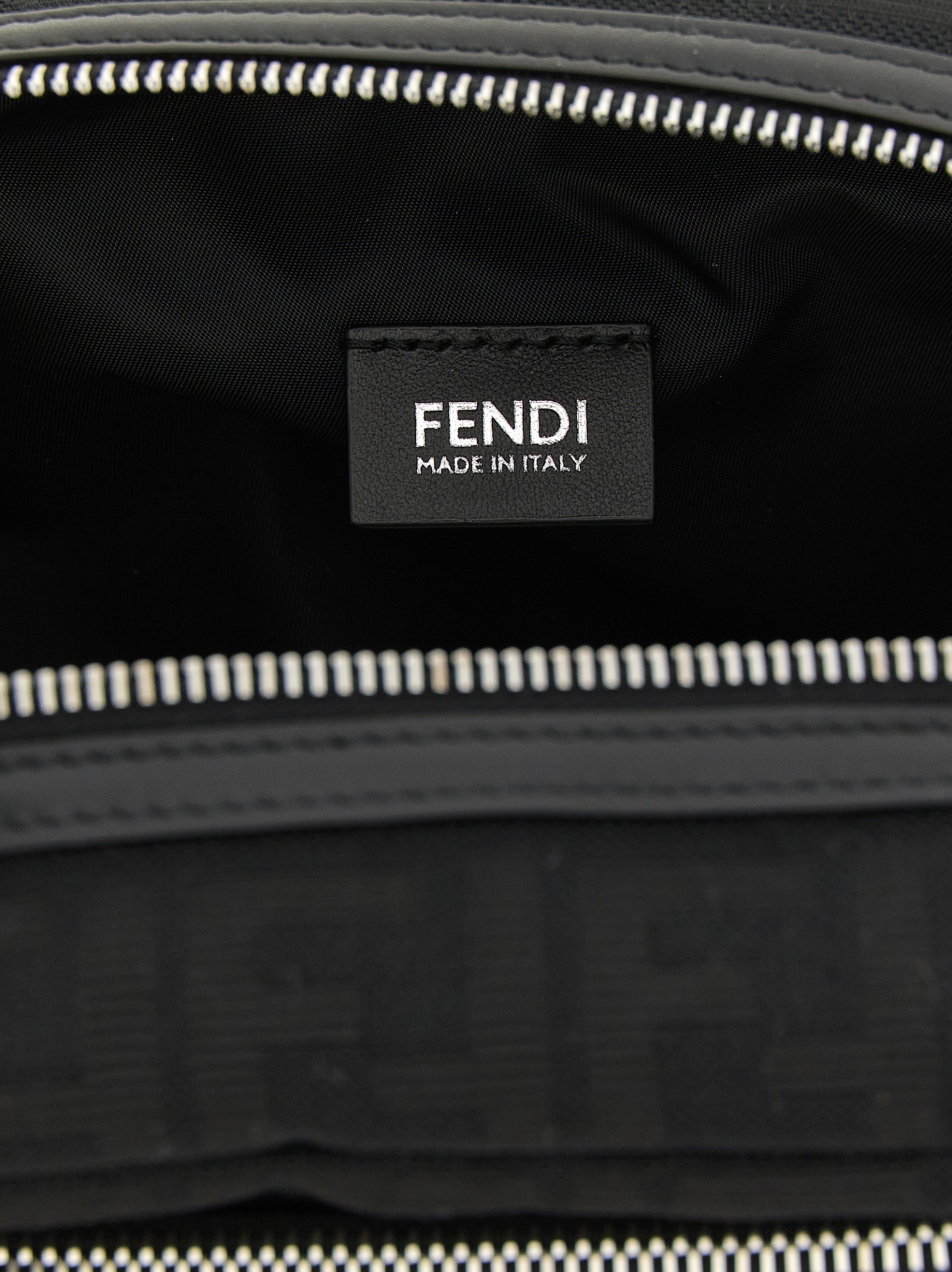 [Fendi] Beauty Case FW26 8N0216B16FF0QA1