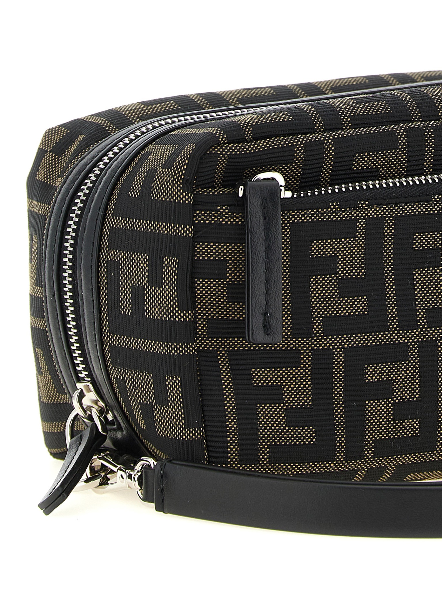 [Fendi] Beauty Case FW26 8N0216B16FF1PR4