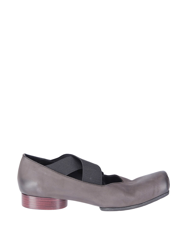 [UMA WANG] Flat shoes FW26 US9006 UW067