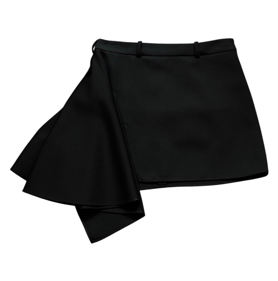[Givenchy] Mini skirt FW26 BW414H167D-001
