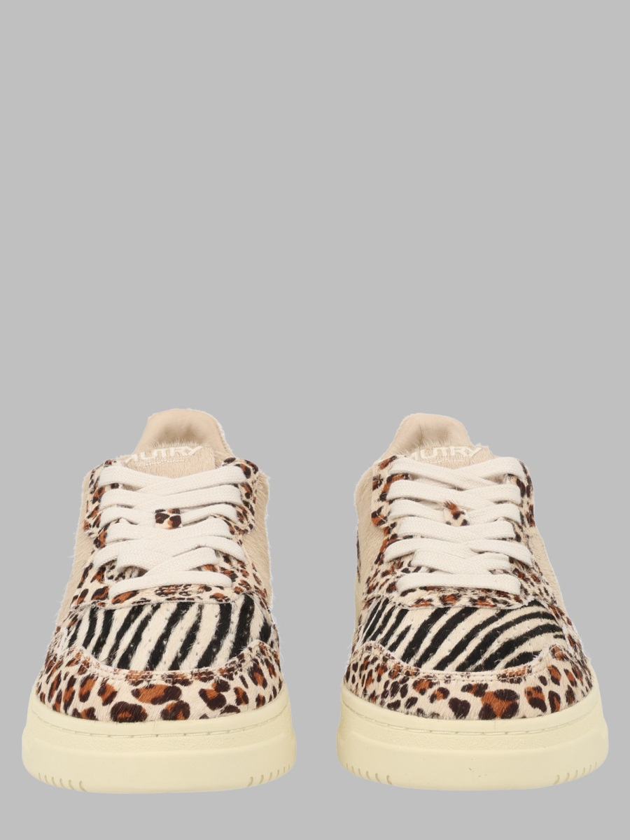 [AUTRY] Sneakers FW26 AULW_JA02