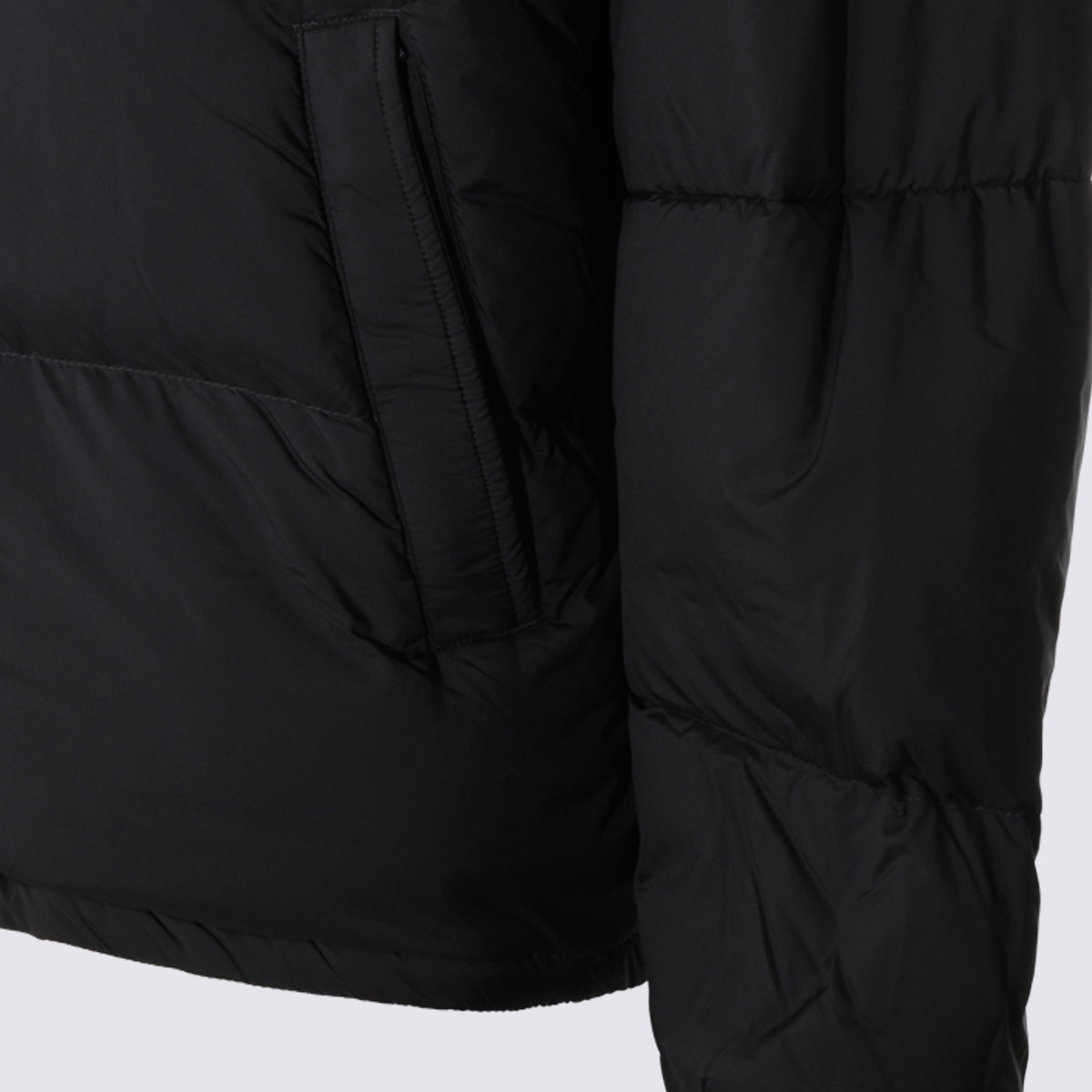 [CANADA GOOSE] Down Jacket FW26 1744M9061