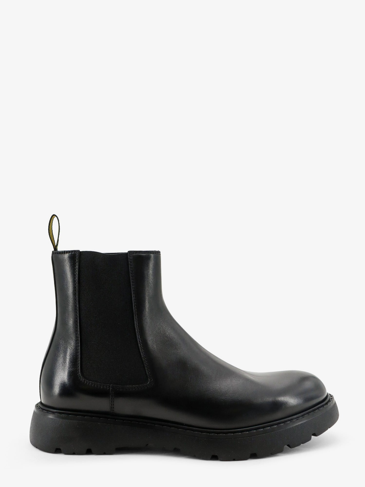[Doucal's] Boots FW26 DU3088GOTNUF188NN00